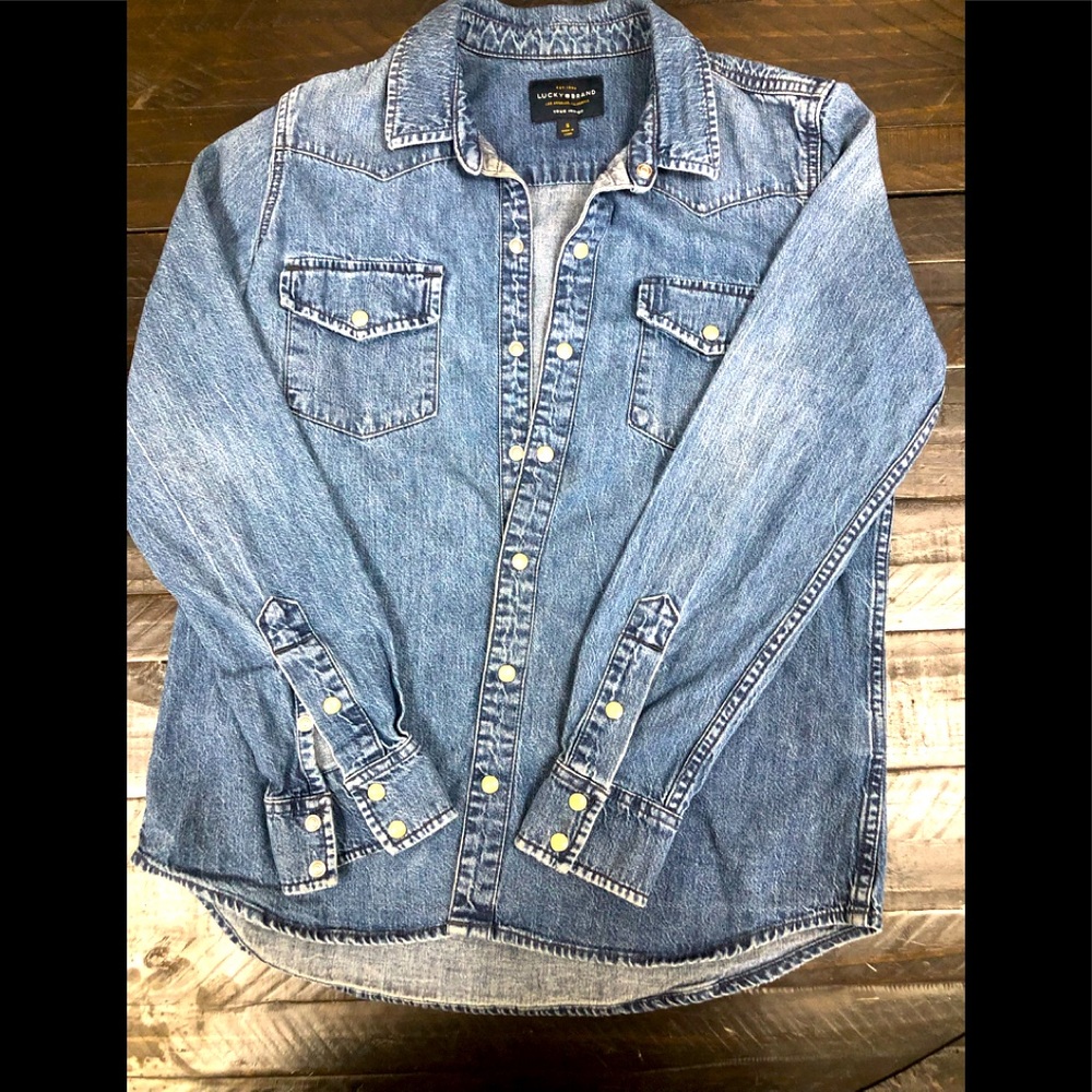 Lucky Brand Long Sleeve Snap button down shirt